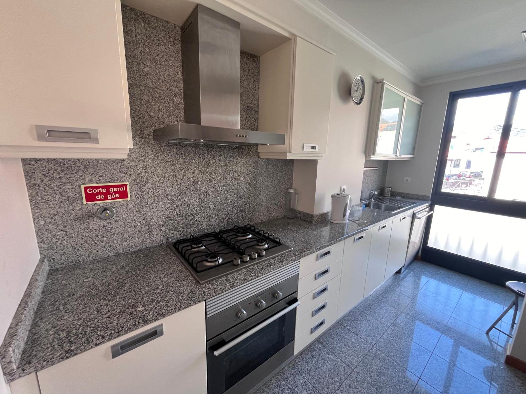 Apartment Machico Near The Beach Luaran gambar