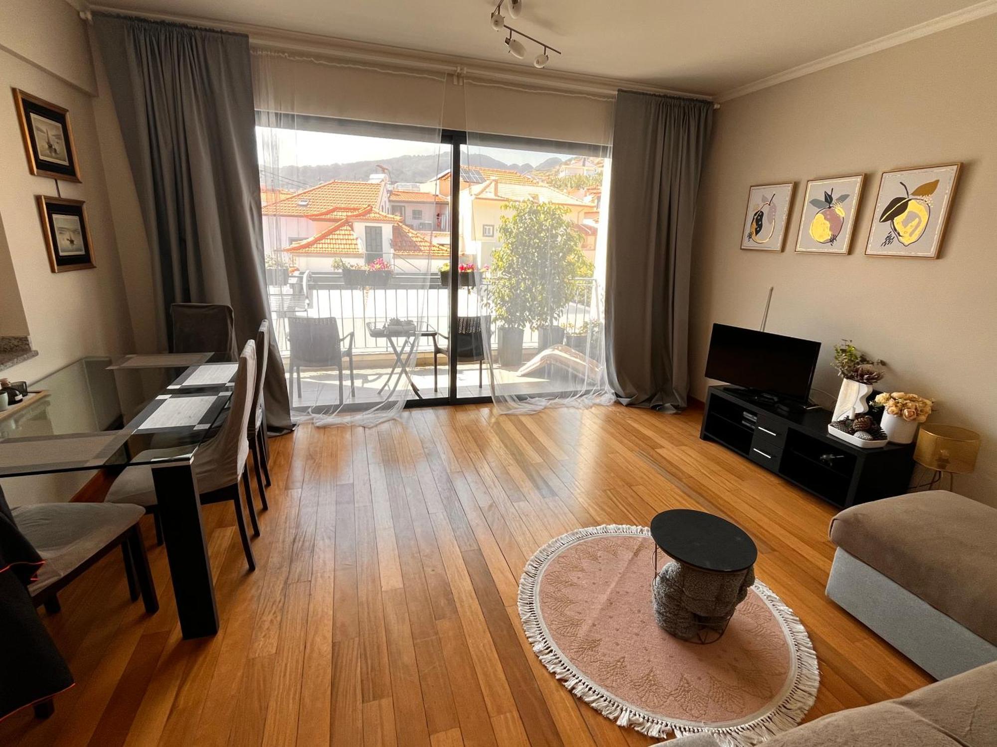 Apartment Machico Near The Beach Luaran gambar